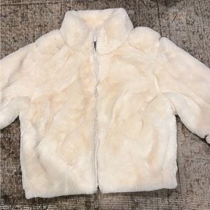White faux fur Patagonia jacket